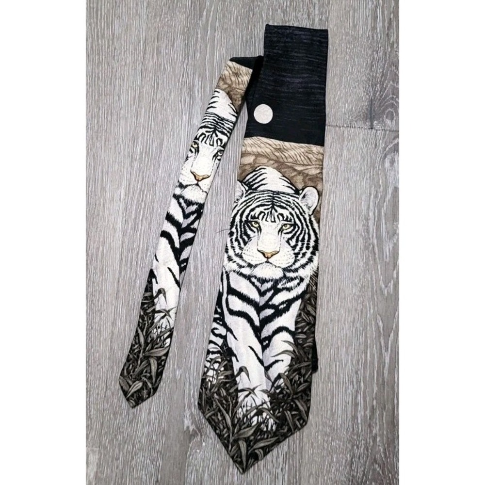 Vtg 1998 Marc Dennis Endangered Species Silk Siberian White Tiger Tie